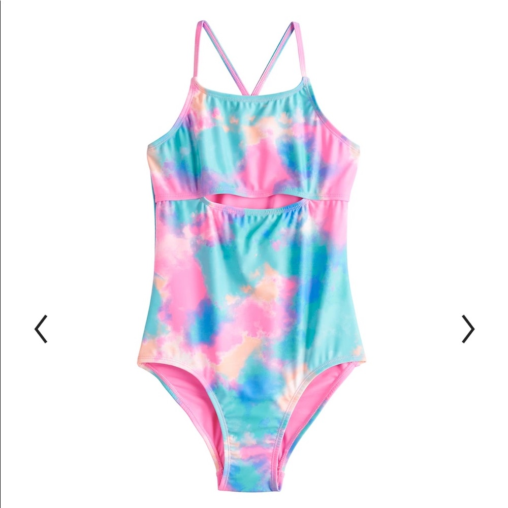 Front cut out one piece bathing suit